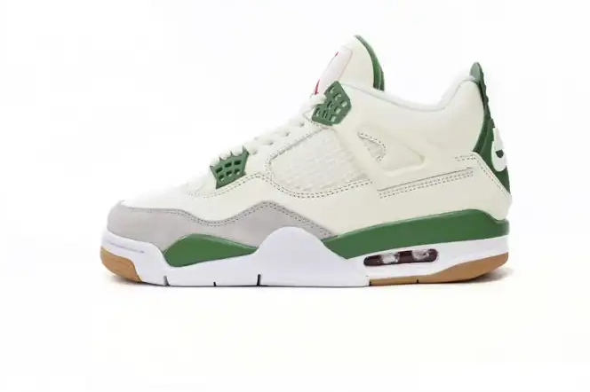 4 Retro Pine SB Jordan DR5415-103 Green 0506